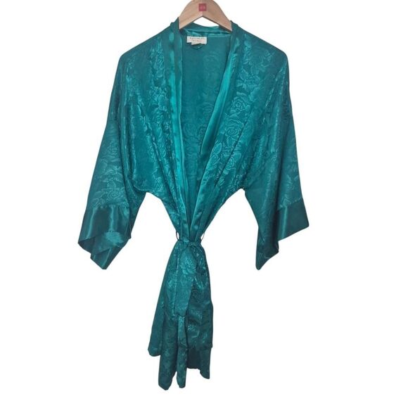 Victoria's Secret Gold Label Kimono Robe Floral Design Vintage 90s Size Medium - Picture 1 of 3